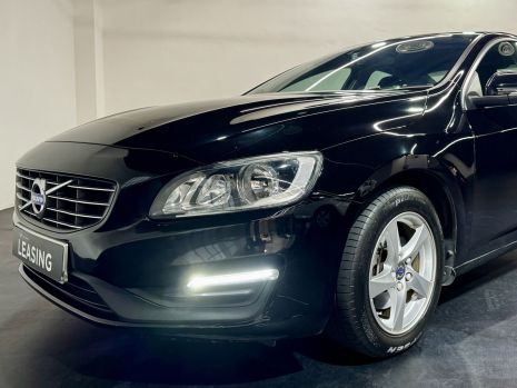 https://www.mycarforum.com/uploads/sgcarstore/data/11/11_1710986113_0Volvo S60 T2_1.jpg